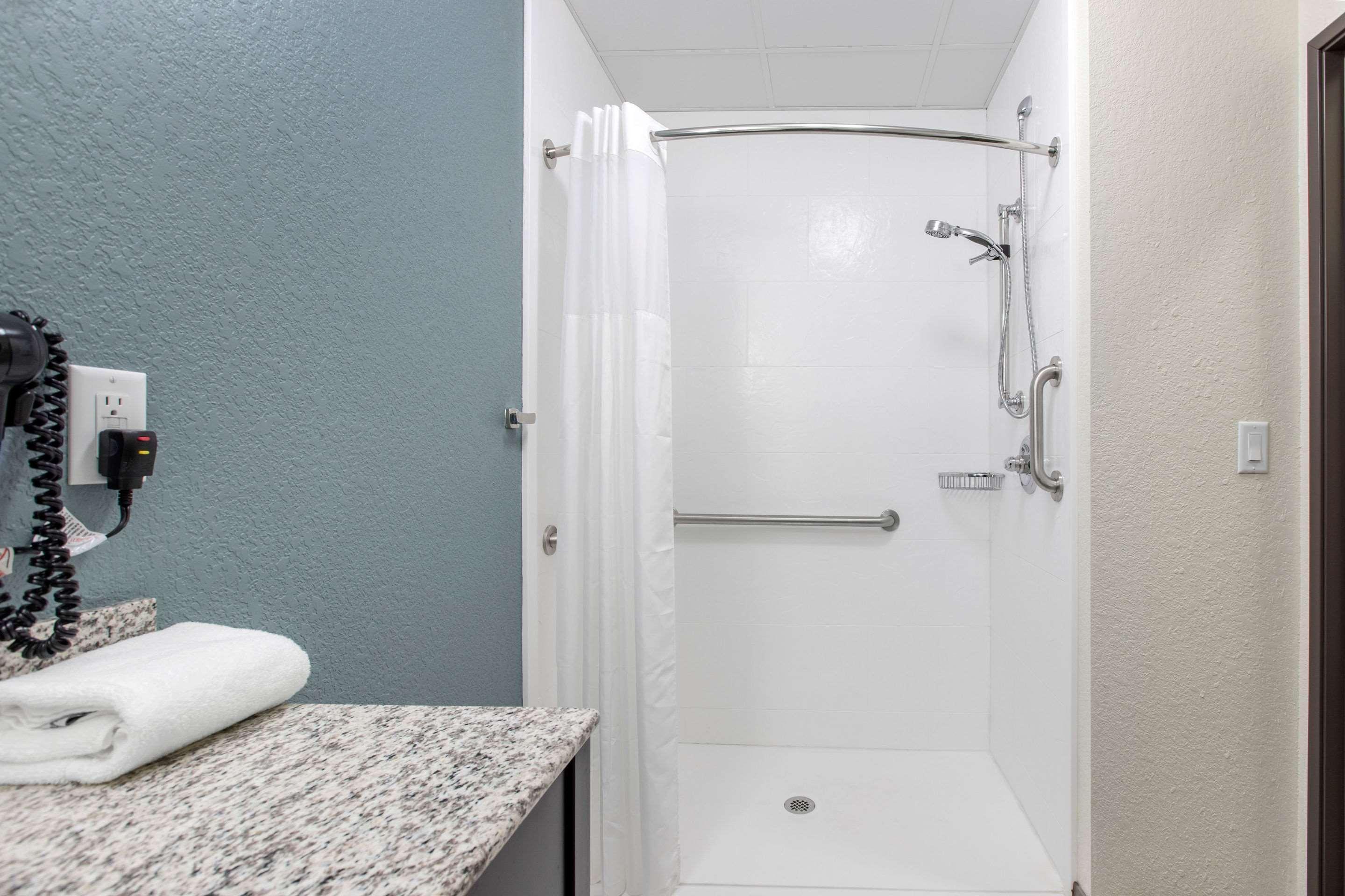 Sleep Inn & Suites Ankeny - Des Moines מראה חיצוני תמונה